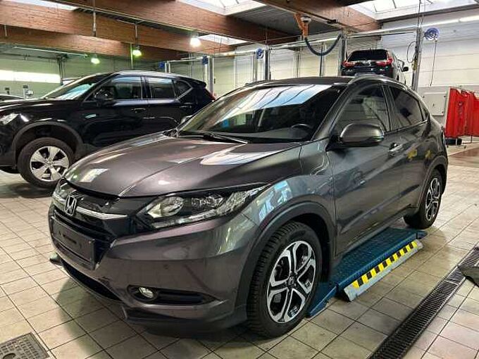 Honda  HR-V 1.5i-VTEC Executive met 1 jaar garantie