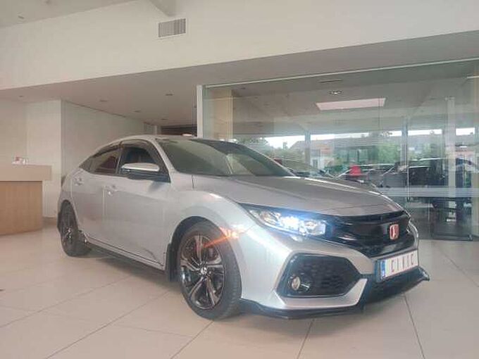 Honda  Civic 1.0 i-VTEC Elegance CVT