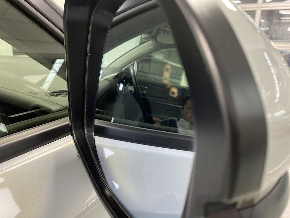 Honda HR-V E: HEV - 2023 1.5i Advance eCVT