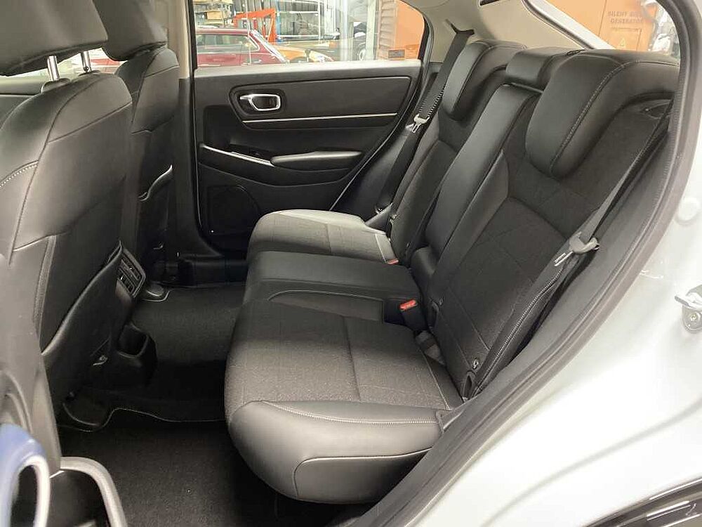 Honda HR-V E: HEV - 2023 1.5i Advance eCVT